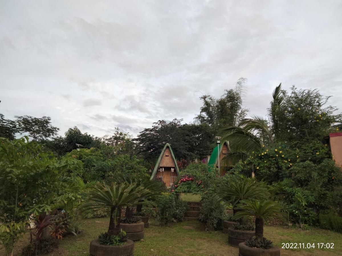 Hotel Casa De Robles Tanay Rizal Exterior foto
